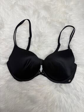 Victoria's Secret Very Sexy Push Up Pigeonnant Bra 34C Black Underwire Padded